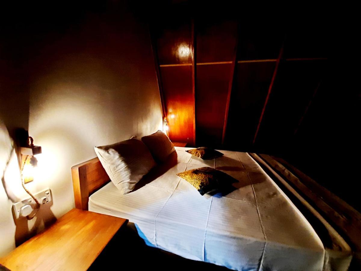The Otunna Guest House Σιγκιρίγια Εξωτερικό φωτογραφία
