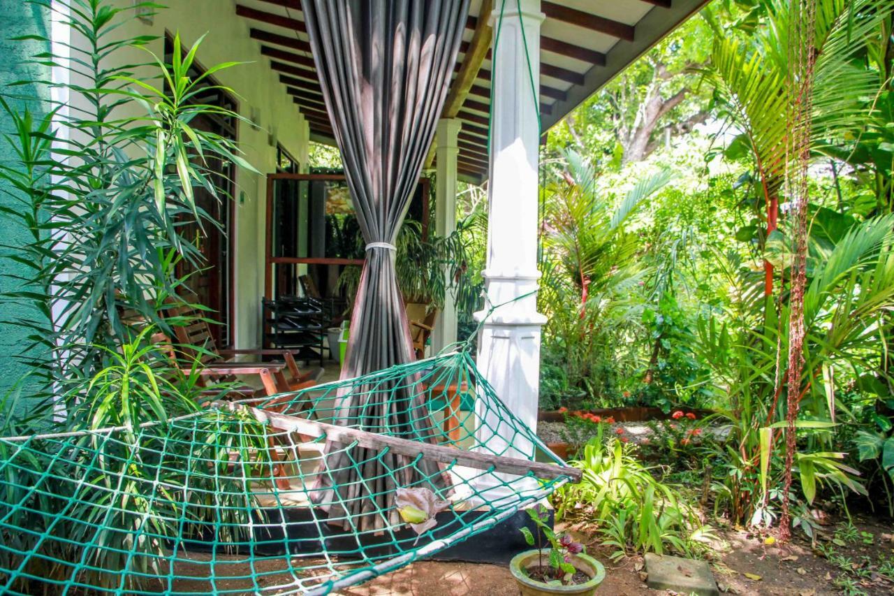 The Otunna Guest House Σιγκιρίγια Εξωτερικό φωτογραφία